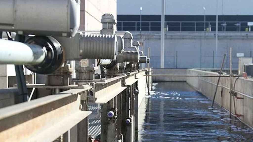 Estación de regeneración de agua del Llobregat, como la que se quiere instalar en el Besòs / AMB