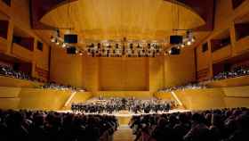 Orquesta actuando en l'Auditori de Barcelona / L'AUDITORI