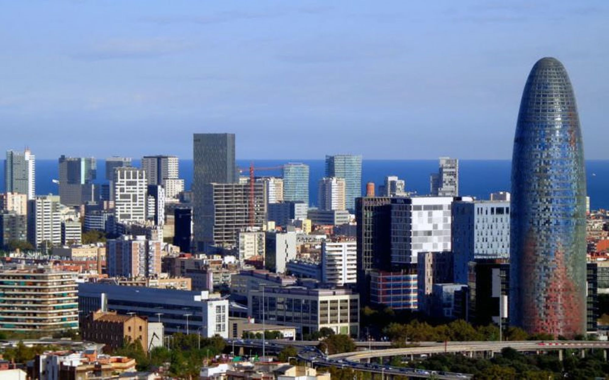 Panorámica de Barcelona desde el distrito tecnológico del 22@