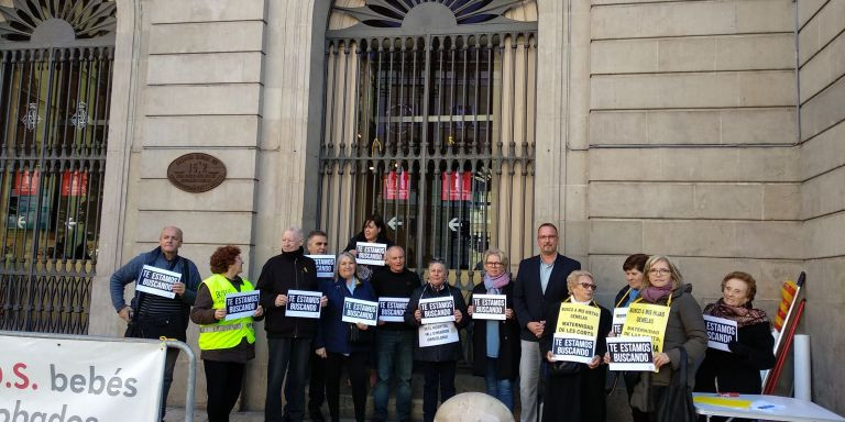 Concentración del primer domingo de mes en Plaça Sant Jaume / CEDIDA