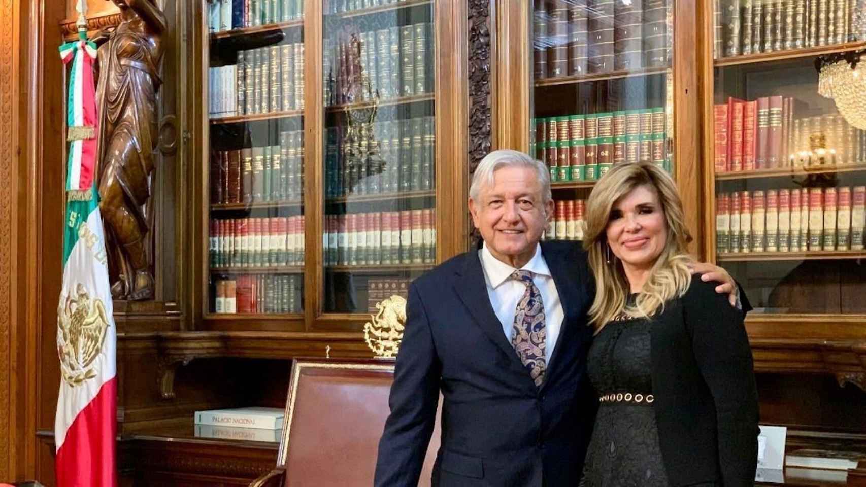 Claudia Pavlovich junto al presidente de México, Andrés Manuel López Obrador, en una imagen de sus redes sociales / INSTAGRAM