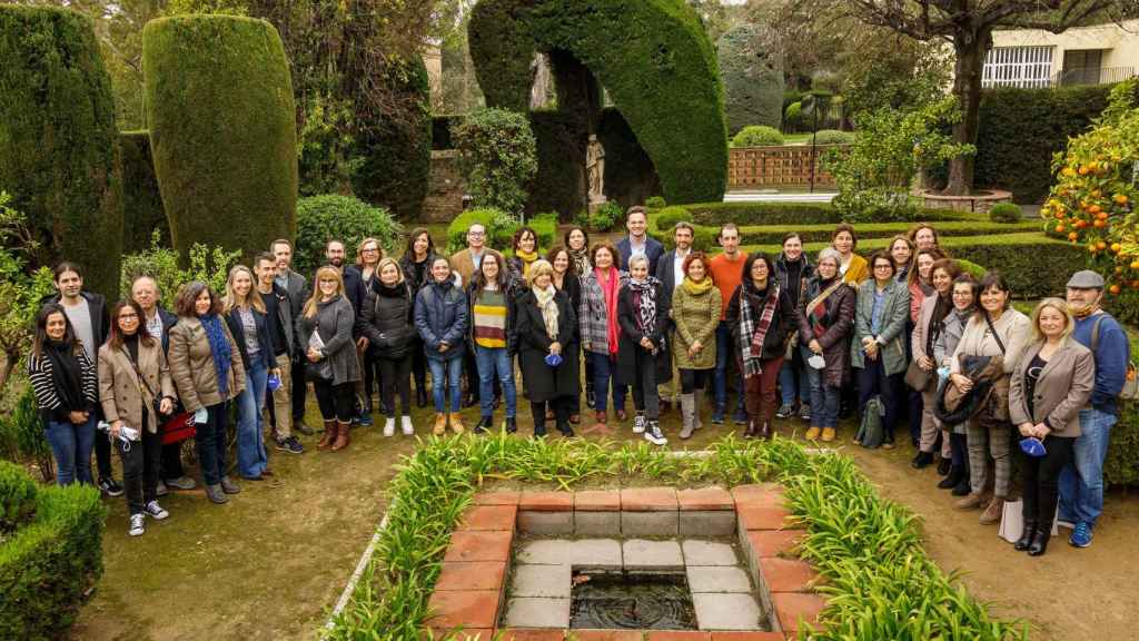 Fotografía de familia tras el I Foro de Diálogo con los Servicios Sociales / AIGÜES DE BARCELONA