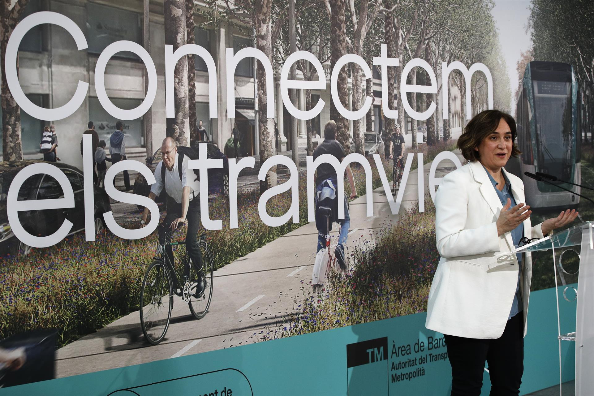 Colau, el día de presentación de las obras de conexión del tranvía por la Diagonal / EFE - ALEJANDRO GARCÍA