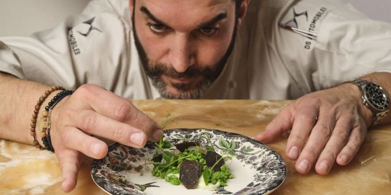 Mario Sandoval cocina estos días para IQOS en el Port Vell / IQOS