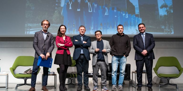 López, Torras, Ferràs, Manchón, Martí y Navarro, en el acto en Esade / LUIS MIGUEL AÑÓN (MA)