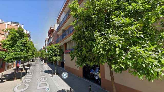 La calle Mare de Déu dels Àngels donde se ha producido el tiroteo / GOOGLE MAPS