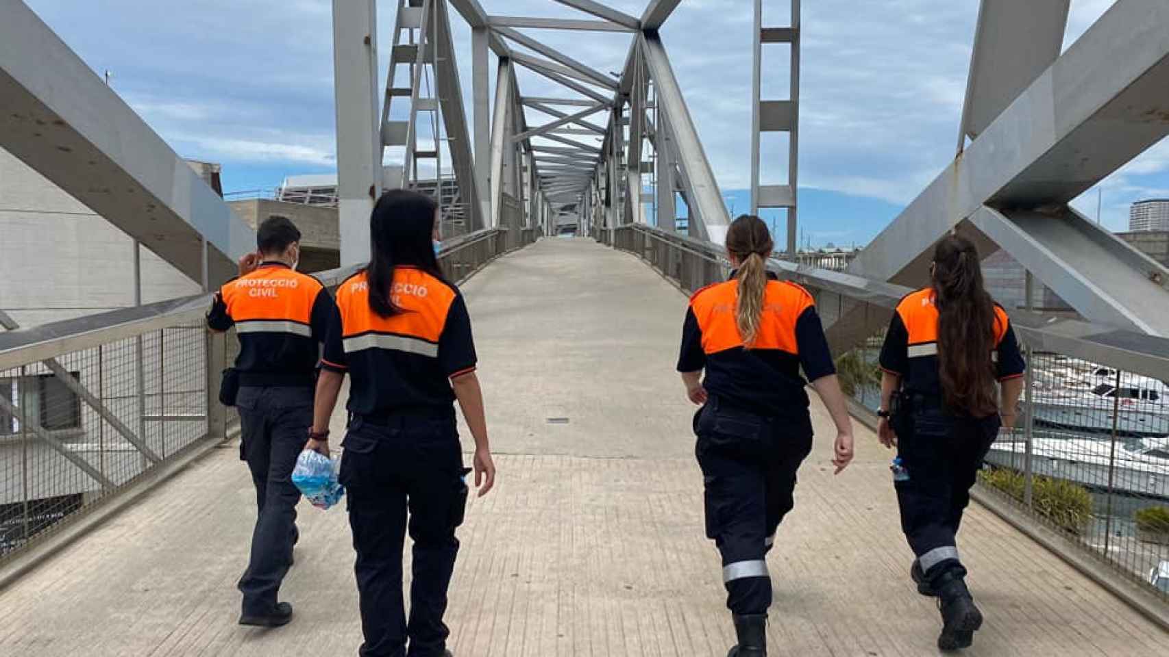 Miembros de Protecció Civil de Sant Adrià / FACEBOOK