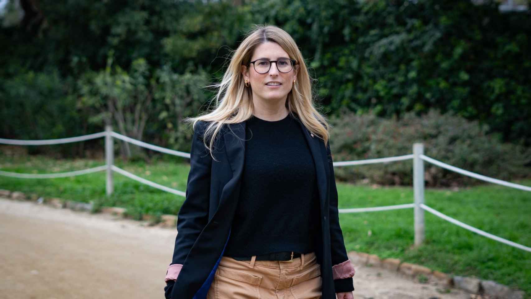 Retrato de Elsa Artadi en el Parc de la Ciutadella / LUIS MIGUEL AÑÓN (MA)