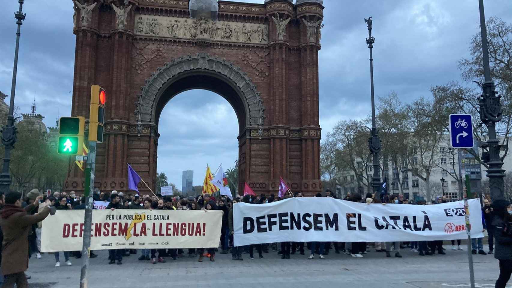 Manifestación en Barcelona contra la proposición de ley sobre el catalán / @SEPC_NACIONAL