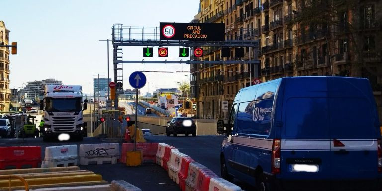 Últimos retoques antes de la apertura del túnel de Glòries de entrada a Barcelona / METRÓPOLI - JORDI SUBIRANA