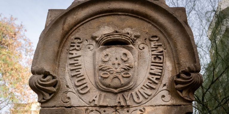 Detalles de la fuente de la plaza Molina / INMA SANTOS