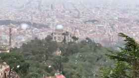 El Observatori Fabra, bajo la nevada de este domingo, día 3 de abril, en Barcelona / REDES SOCIALES