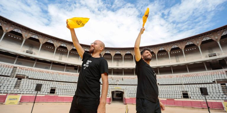 Marc Coloma y Bernat Añaños en un evento en la plaza de la Monumental de Barcelona / CEDIDA