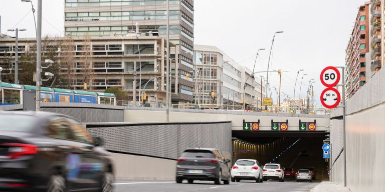 Circulación en la nueva boca del túnel de Glòries en sentido Llobregat / AJ BCN