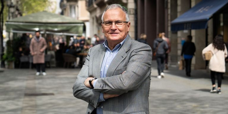 Retrato de Josep Bou en Passeig de Gràcia / LUIS MIGUEL AÑÓN (MA)