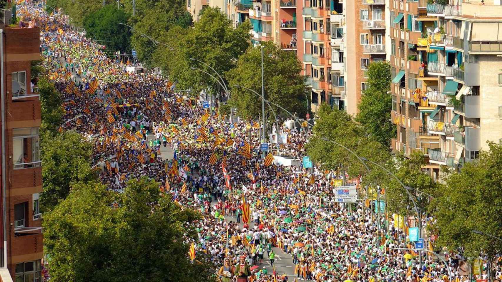 Manifestación de la Diada el año 2015 en la avenida Meridiana de Barcelona / AYUNTAMIENTO DE BARCELONA