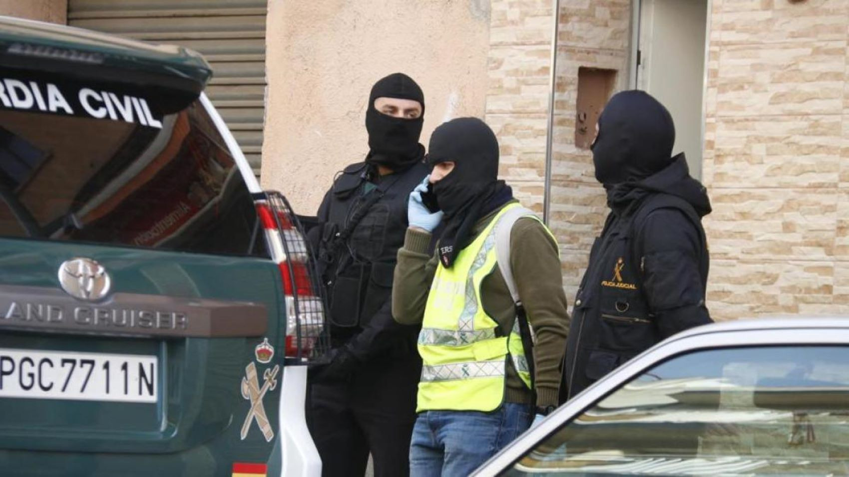 Uno de los detenidos en el operativo de Badalona por su vinculación con una célula terrorista que captaba jóvenes para grupos yihadistas. CNP