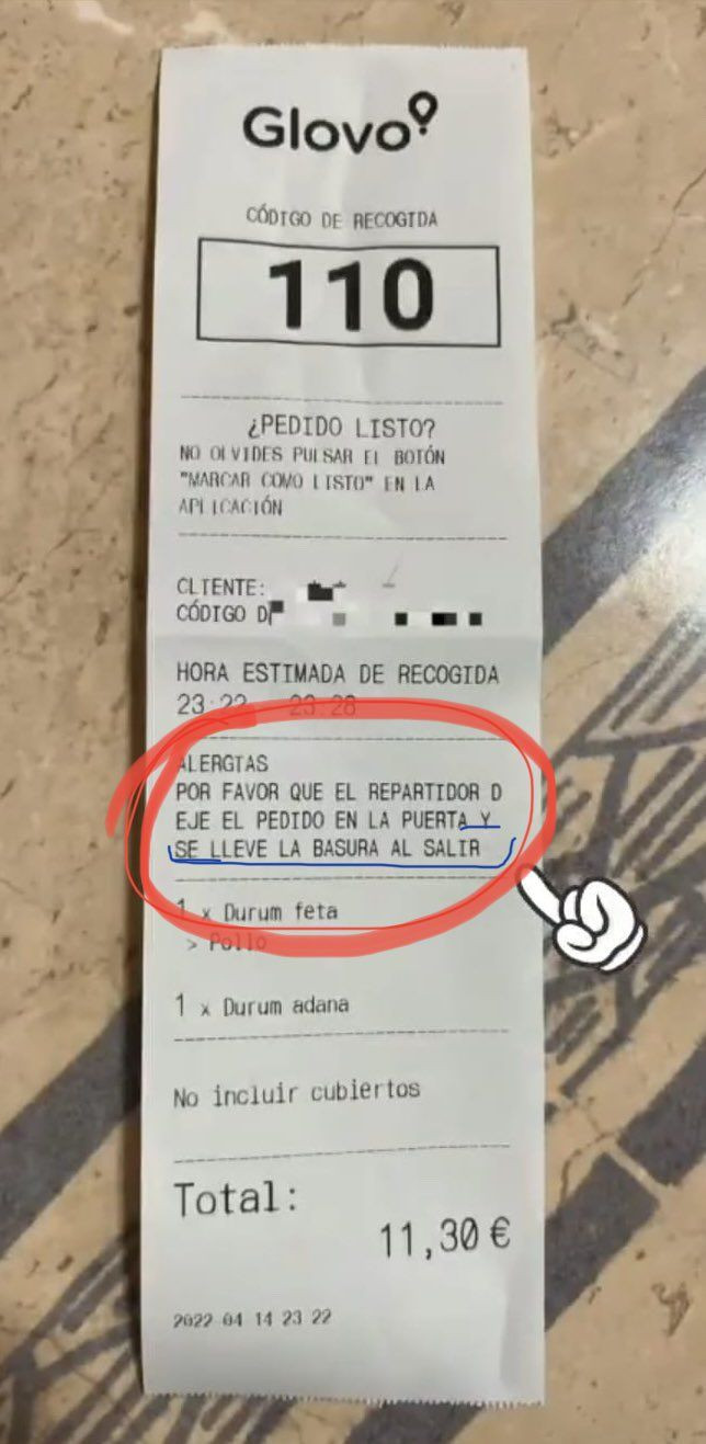 El comprobante con el mensaje del cliente que pide que le tiren la basura / REDES SOCIALES