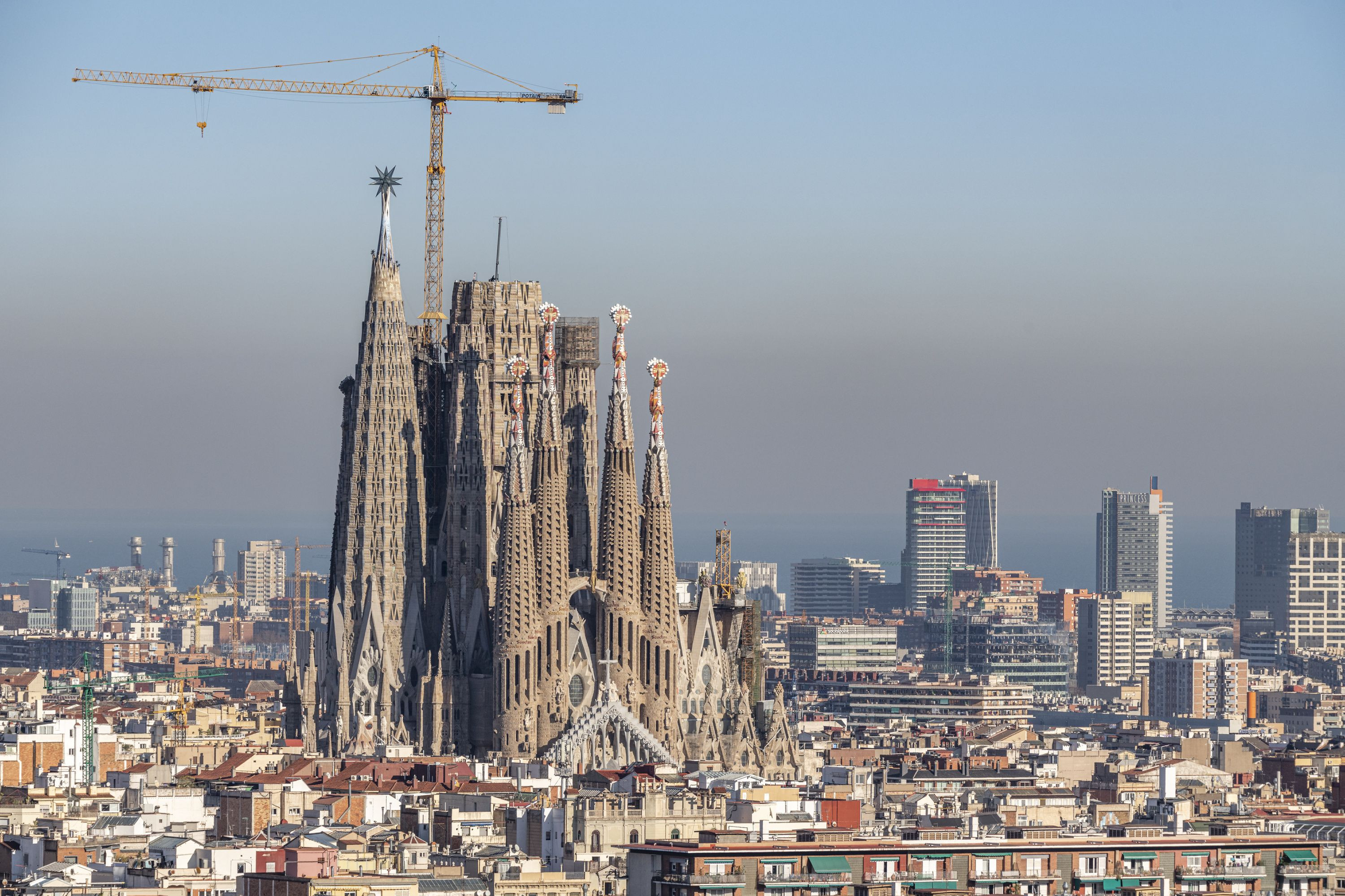 Vista de la Sagrada Família en una imagen de archivo / SAGRADA FAMÍLIA