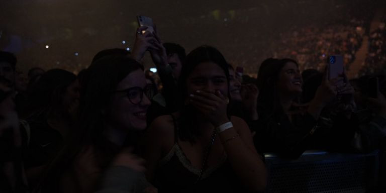 Público disfrutando del concierto de C. Tangana el Palau Sant Jordi / LUS MIGUEL AÑÓN - MA