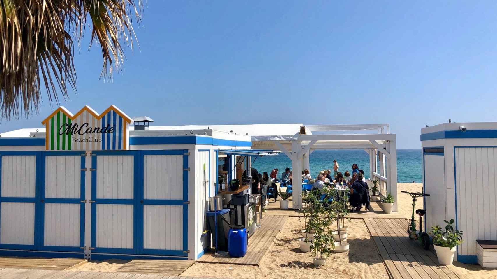 Uno de los chiringuitos de la playa de Badalona años anteriores