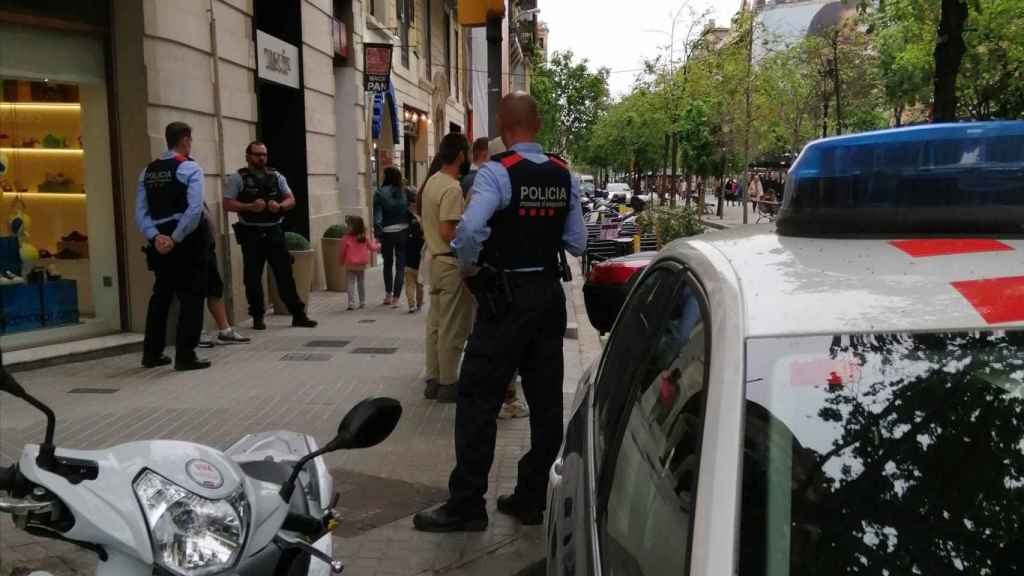 Mossos d'Esquadra en el centro de Barcelona / MOSSOS