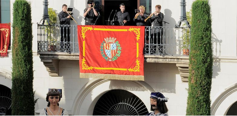 Pregón de las 'Festes de maig' en una edición anterior / AJUNTAMENT DE BADALONA