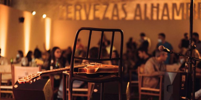 Jardín Cerveza Alhambra ofrece también sesiones de música / JARDÍN CERVEZA ALHAMBRA