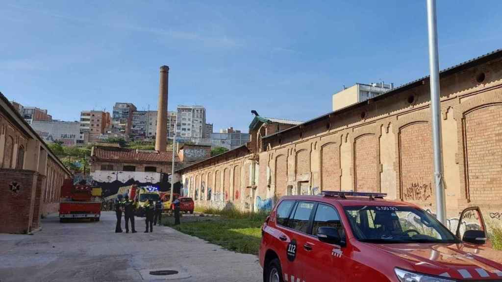 Nave incendiada en L'Hospitalet de Llobregat el 13 de mayo / BOMBERS DE LA GENERALITAT