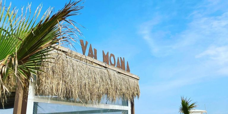 Chiringuito Vai Moana en la playa de Bogatell / INSTAGRAM