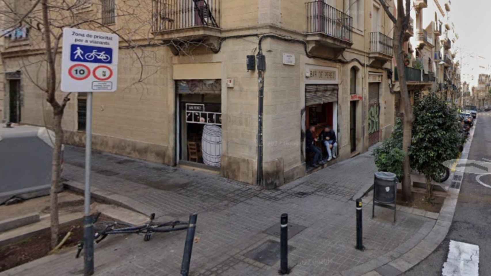 El bar Pérez que regentaba la víctima y donde fue apuñalada / GOOGLE MAPS