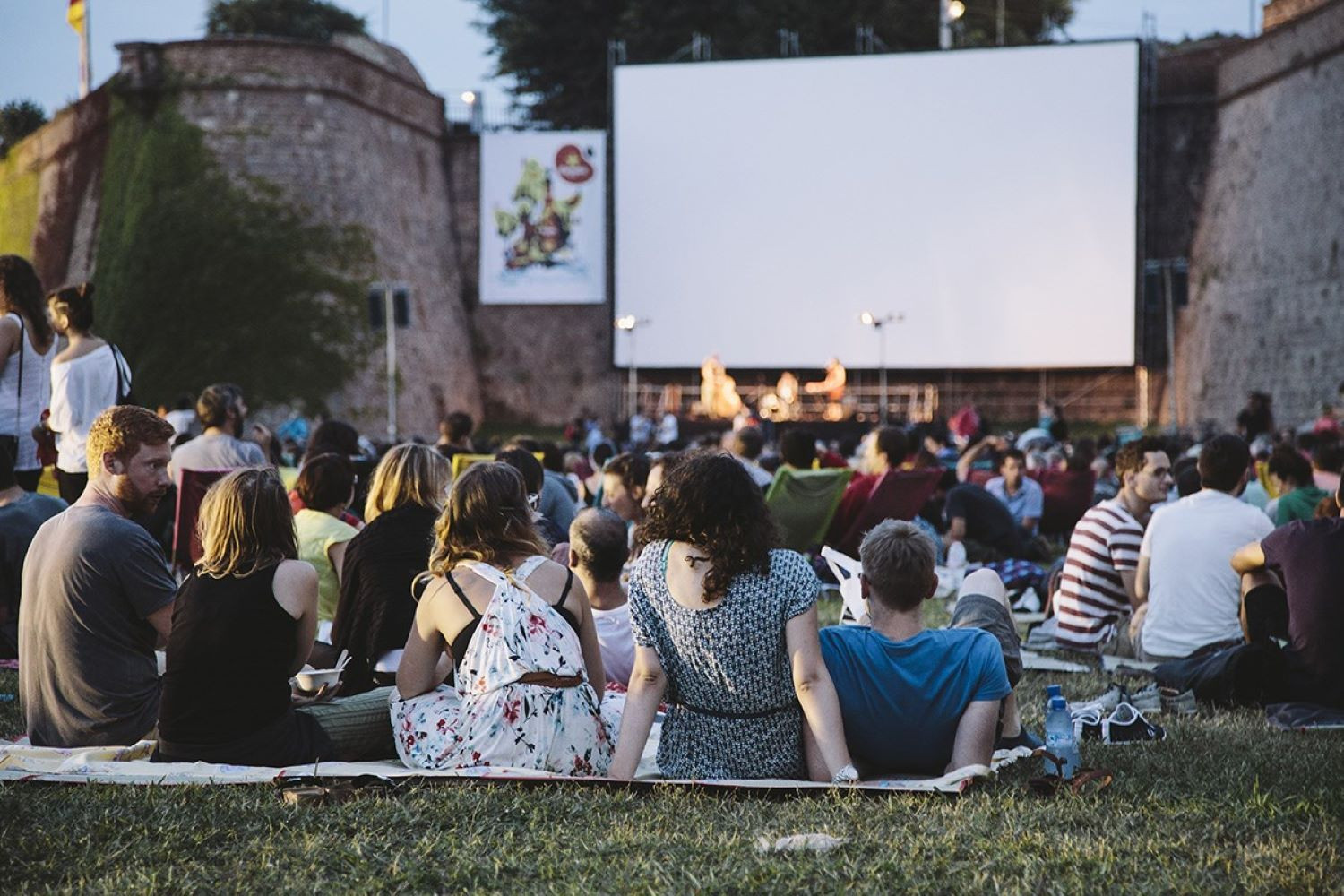 Cine al aire libre de Sala Montjuïc en Barcelona, una de las más populares de la ciudad