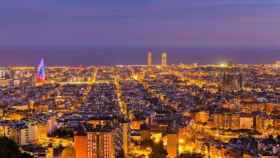 Panorámica de Barcelona de noche