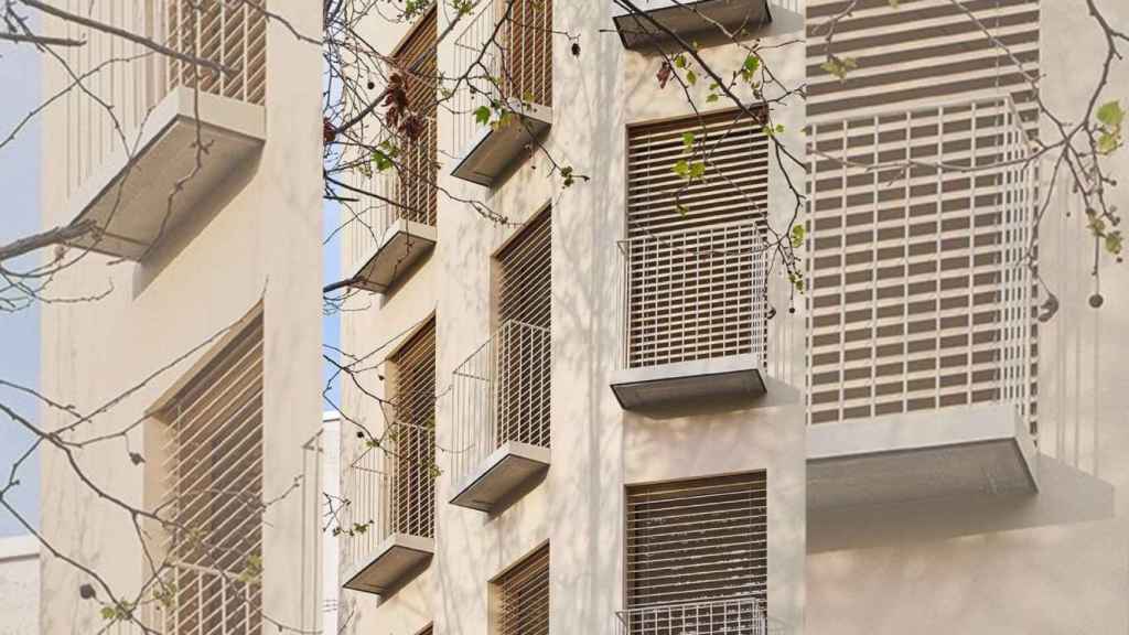 Fachada de la Llacuna en Barcelona / FAD DE ARQUITECTURA