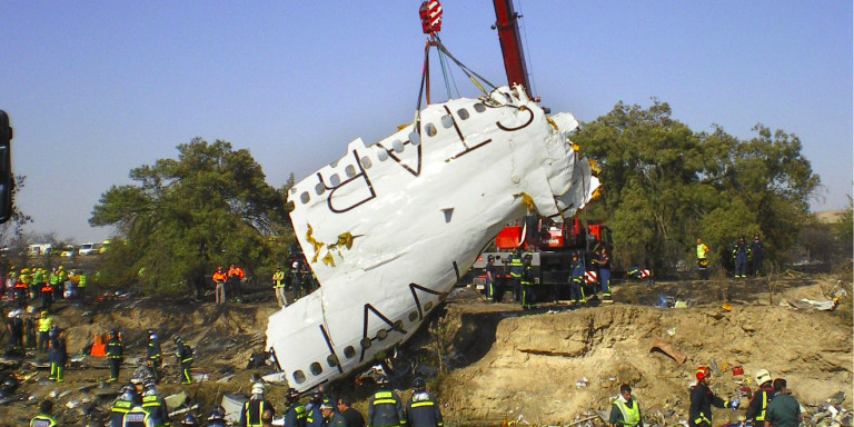 Trabajos de recuperación del accidente de Spanair / ARCHIVO