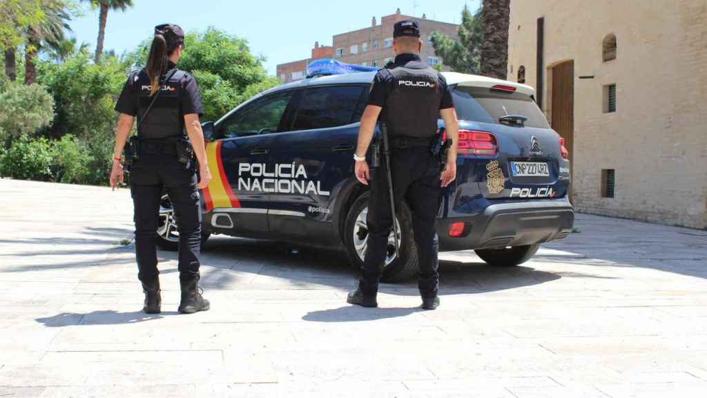 Agentes de la Policía Nacional