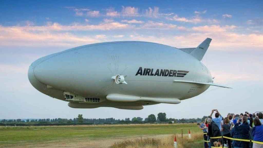 La aeronave Airlander 10 / HYBRID AIR VEHICLES