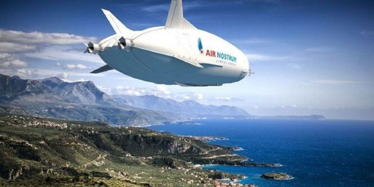 La aeronave Airlander 10 / HYBRID AIR VEHICLES