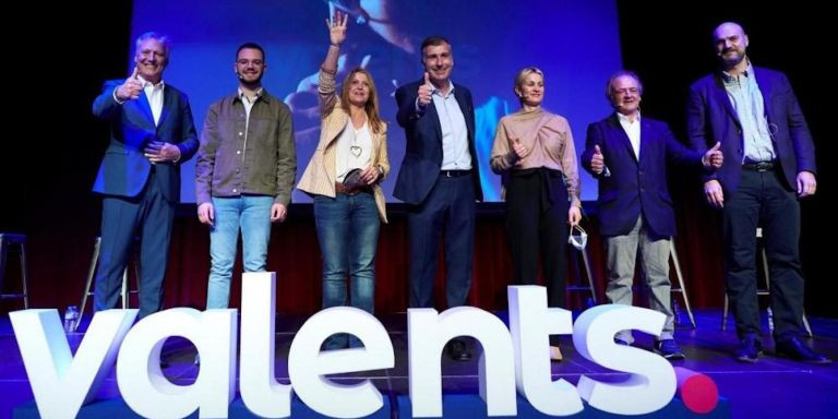 De izquierda a derecha: Jean Castel, Yeray Mellado, Eva Parera, Joan López Alegre, Paula Añó, Carlos Calderón y Juan Arza en el acto de presentación de Valents / EP