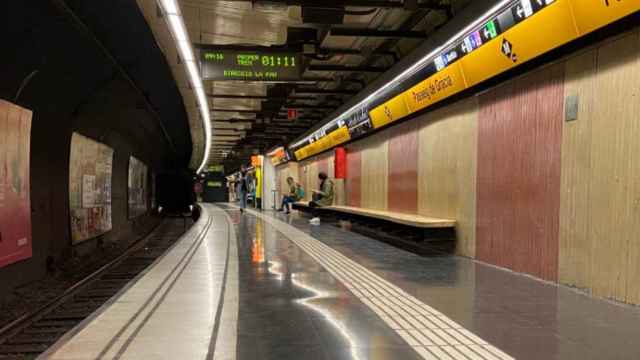 Imagen de archivo de una estación de metro de la L4, donde ocurrieron los hechos