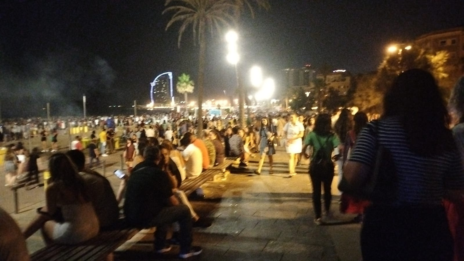 El ambiente en Sant Joan en la Barceloneta / CEDIDA