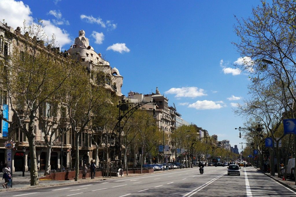 Laterales del paseo de Gràcia, la calle donde ha habido más aperturas nuevas este 2022 / AJUNTAMENT DE BARCELONA