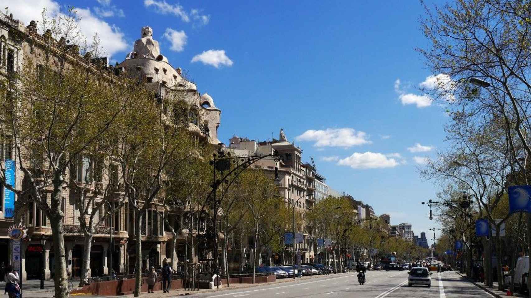 Laterales del paseo de Gràcia, la calle donde ha habido más aperturas nuevas este 2022 / AJUNTAMENT DE BARCELONA