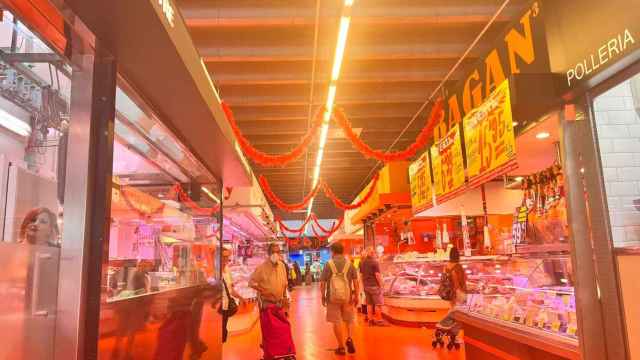 Interior del mercado de Fondo / ÁNGELA VÁZQUEZ