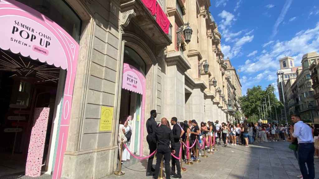 Una popup store de Shein en Barcelona en una imagen de archivo / METRÓPOLI