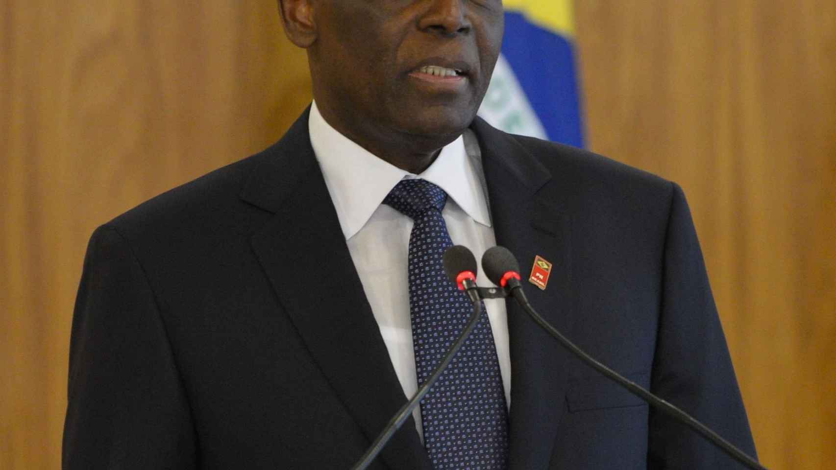 El expresidente de Angola Jose Eduardo Dos Santos, durante una rueda de prensa / WIKIPEDIA