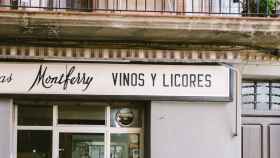 Exterior de la Bodega Montferry de Sants