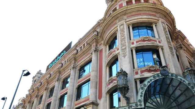 Exterior del edificio de El Corte Inglés en Portal de l'Àngel en una imagen de archivo