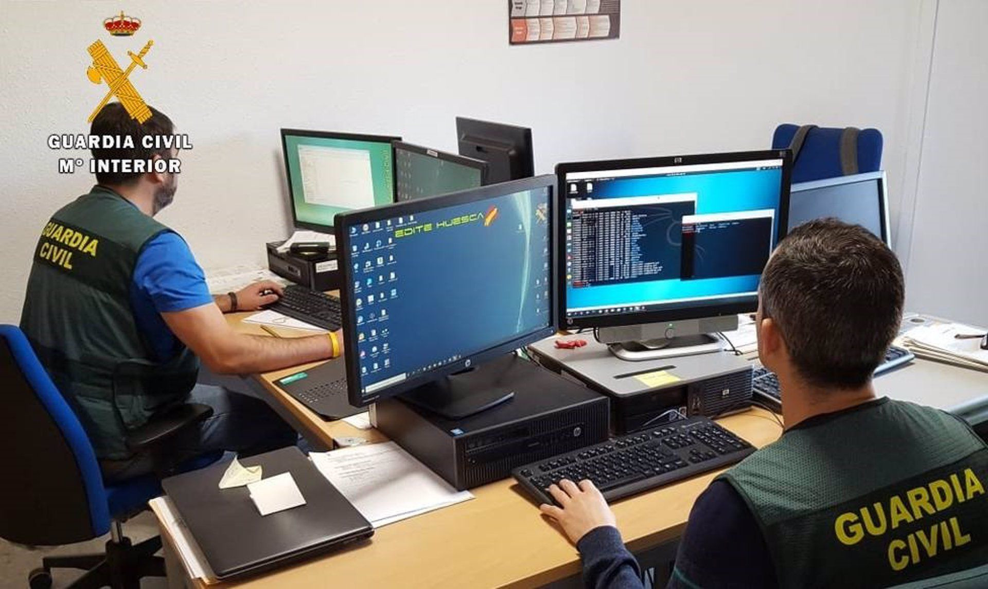 Agentes de la Guardia Civil en una fotografía de archivo / GUARDIA CIVIL