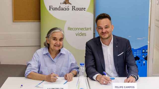 La presidenta de Fundació Roure, Llum Delàs, y el consejero delegado de Aïgues, Felipe Campos